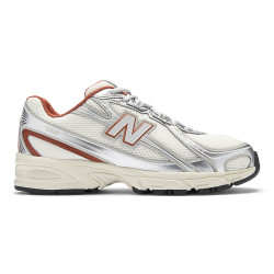 New Balance 740